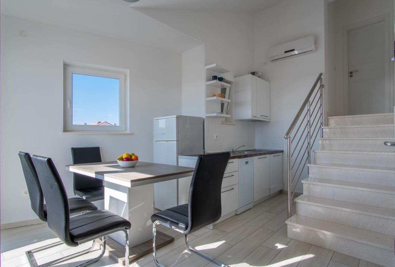 Novalja West Residence Eksteriør billede