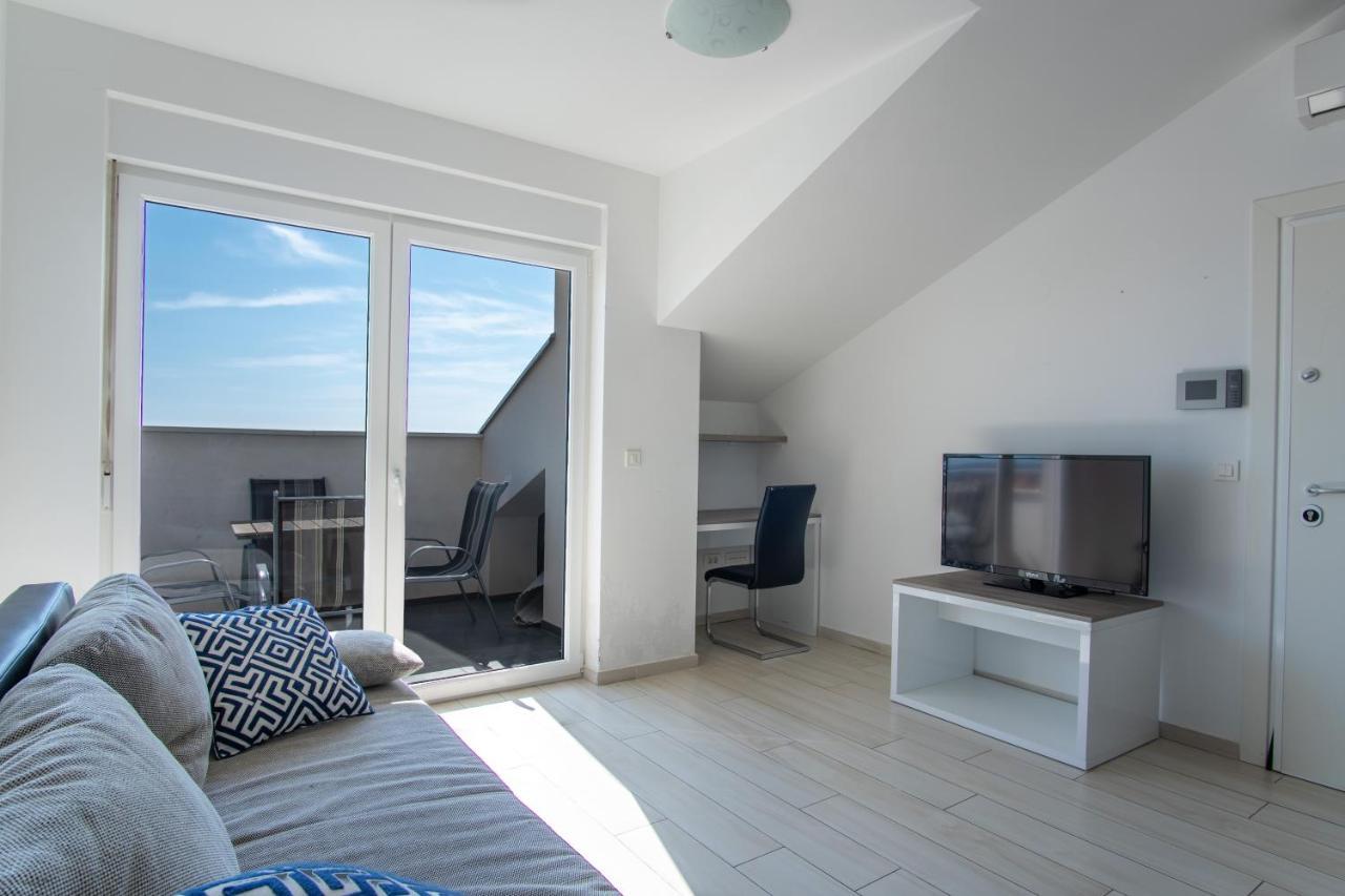 Novalja West Residence Eksteriør billede